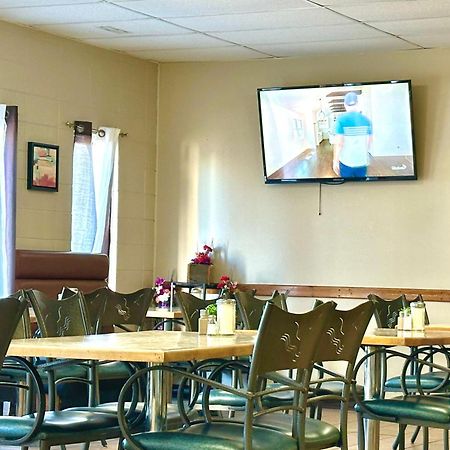 Lacombe Motor Inn Εξωτερικό φωτογραφία