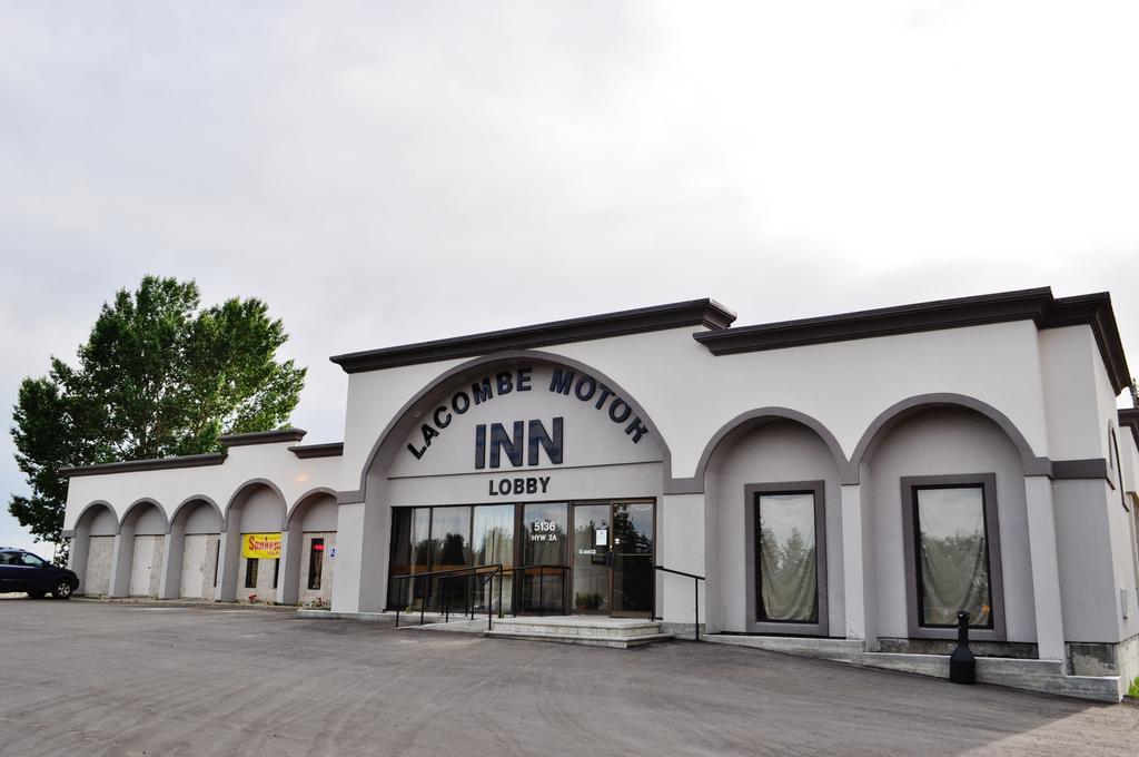 Lacombe Motor Inn Εξωτερικό φωτογραφία