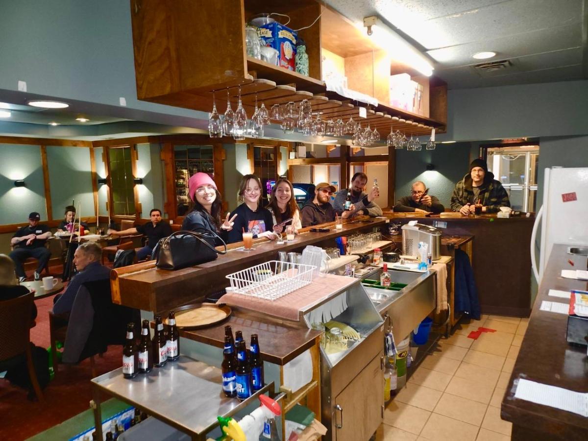 Lacombe Motor Inn Εξωτερικό φωτογραφία